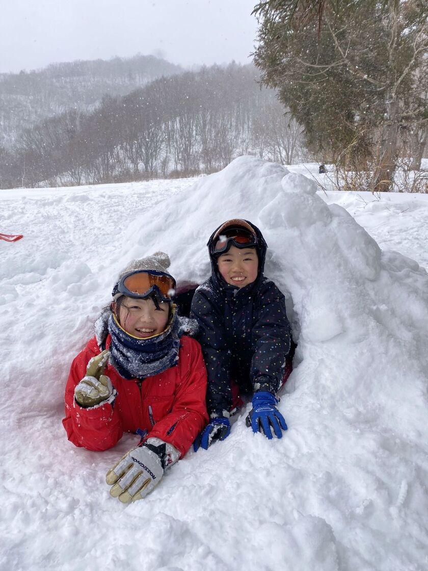 大人も子どもも笑顔いっぱいの雪上ハイキング☆003