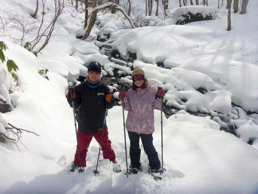 大自然の中で雪上ハイキング☆002