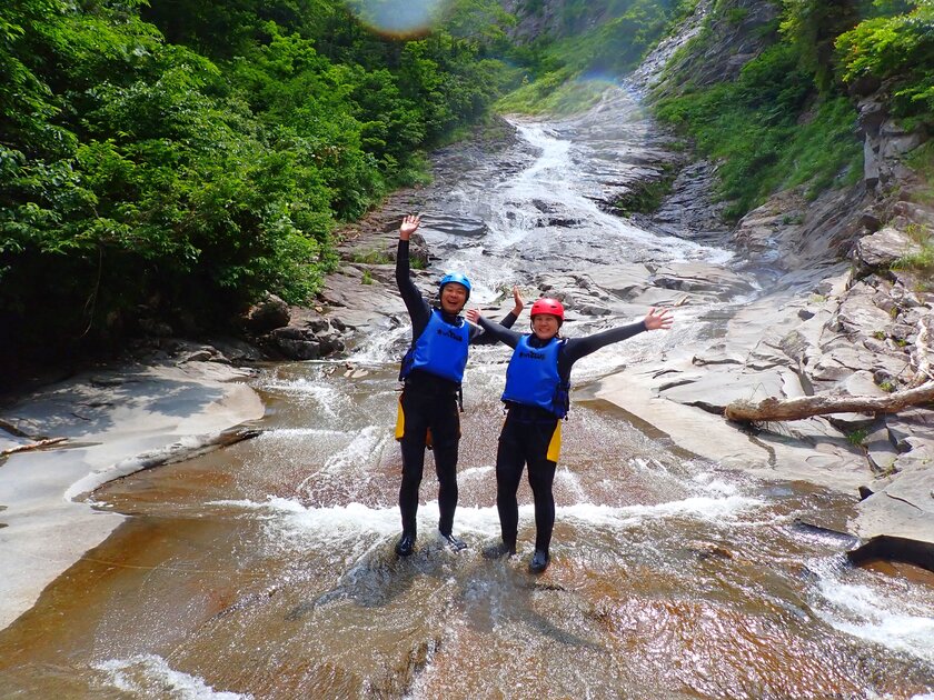 キャニオニングで自然の中を大冒険！004