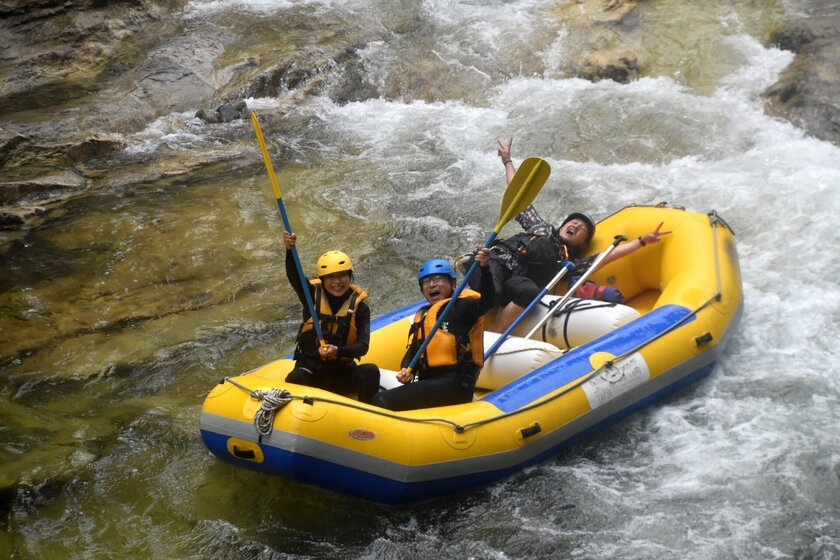 涼しい川遊びに連れてって！001
