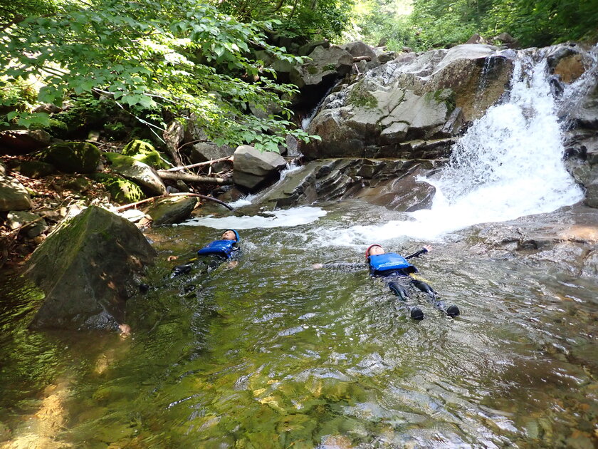 キャニオニングで自然の中を大冒険！001