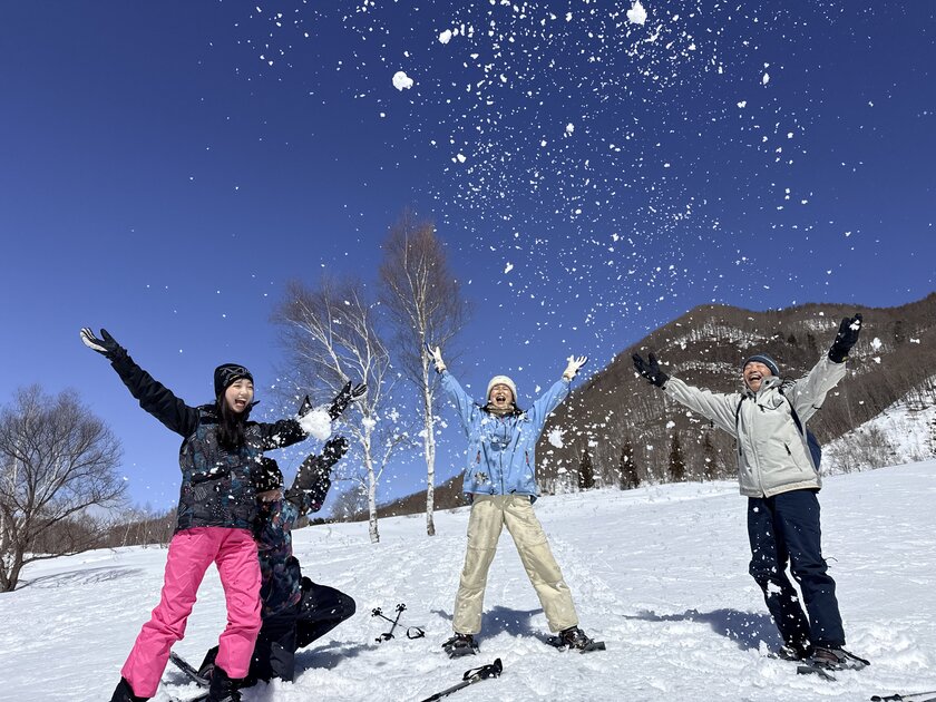 今季ラストスノーシューツアーは最高の天気で歩き納めになりました！！003