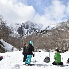 貸切ファミリースノーシュー1日ツアー